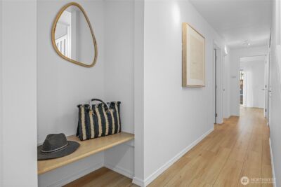 4054 54th Avenue SW, Seattle, WA 98116 - Photo 3