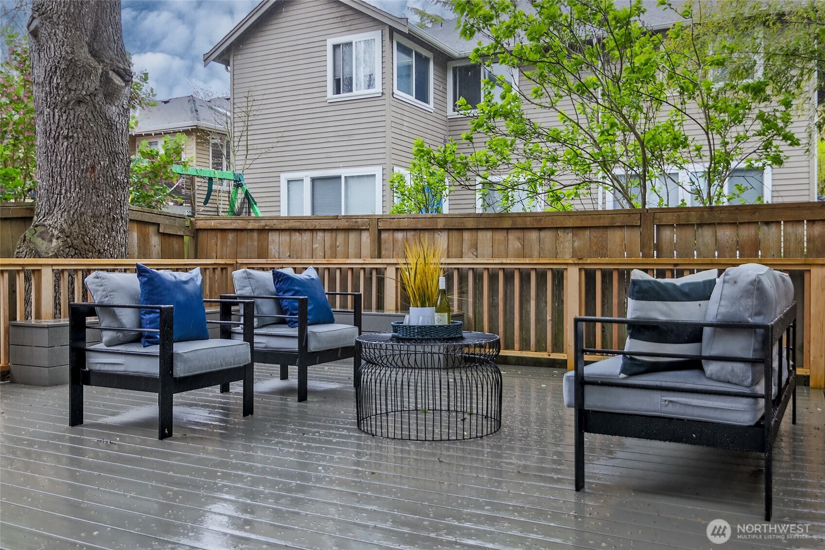 4054 54th Avenue SW, Seattle, WA 98116