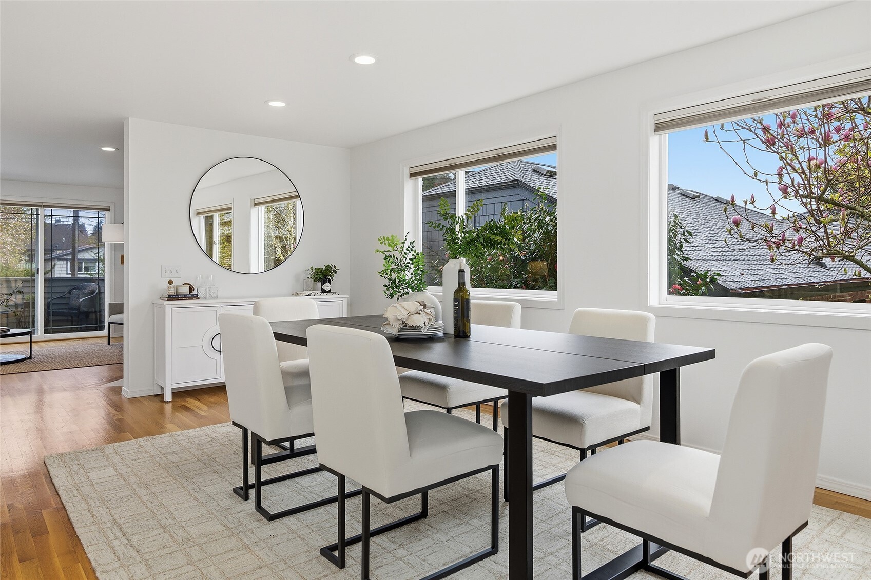 4054 54th Avenue SW, Seattle, WA 98116