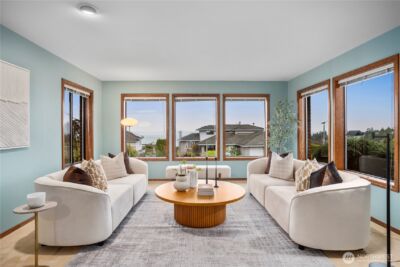 1711 Edgemoor Lane , Everett, WA 98203 - Photo 3