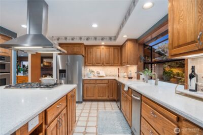 1711 Edgemoor Lane , Everett, WA 98203 - Photo 7