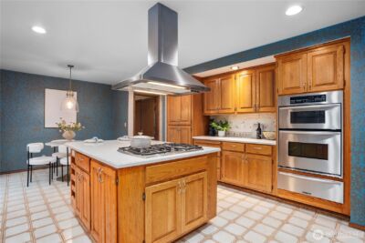 1711 Edgemoor Lane , Everett, WA 98203 - Photo 10