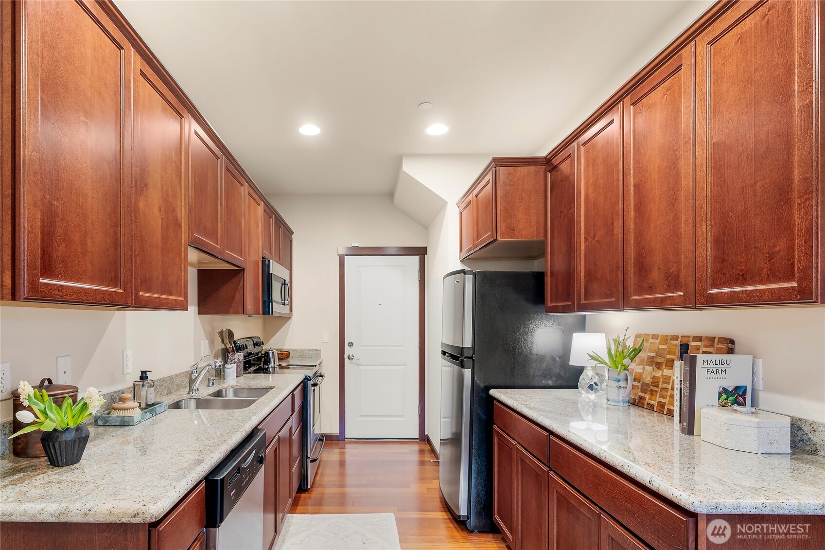 20920 2nd Avenue W #A, Lynnwood, WA 98036