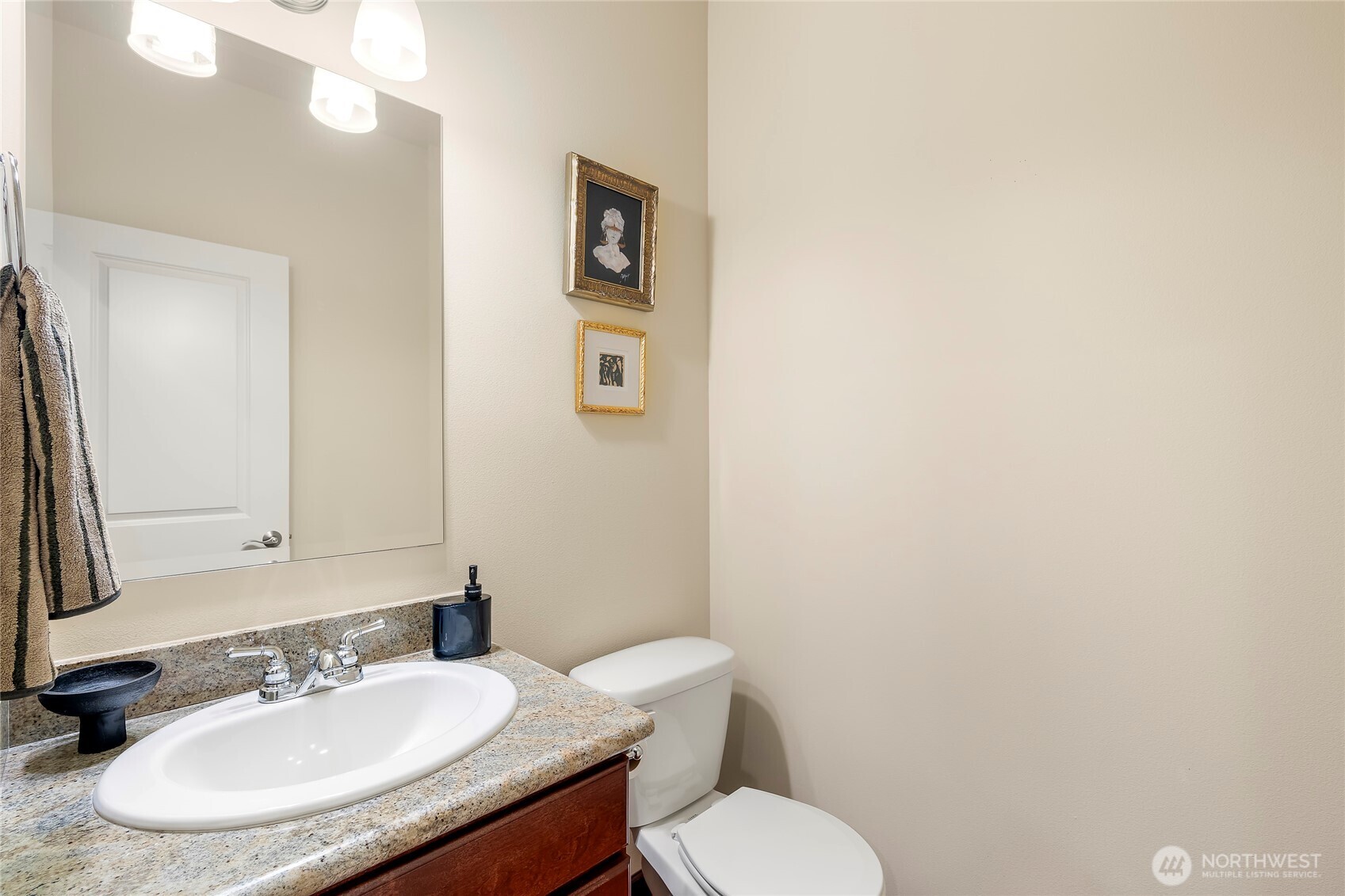 20920 2nd Avenue W #A, Lynnwood, WA 98036