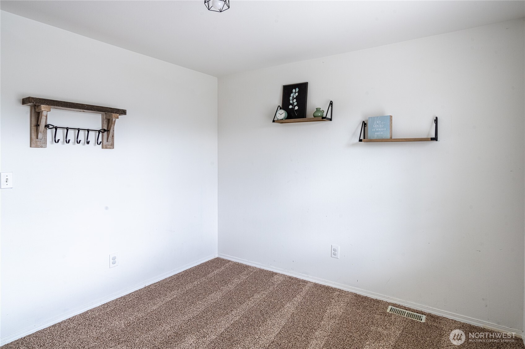 614 Eagle View Drive , Granite Falls, WA 98252