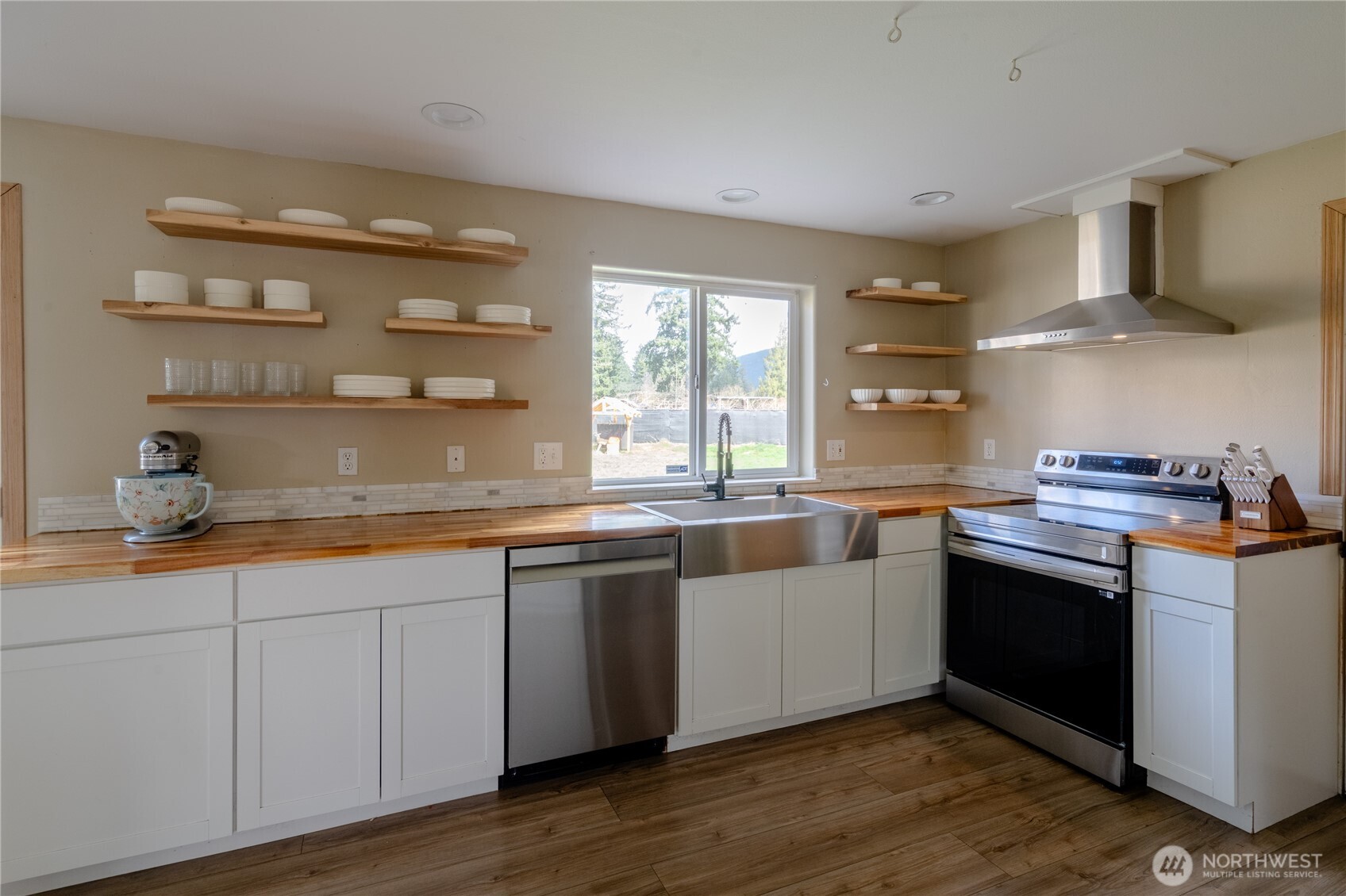 614 Eagle View Drive , Granite Falls, WA 98252