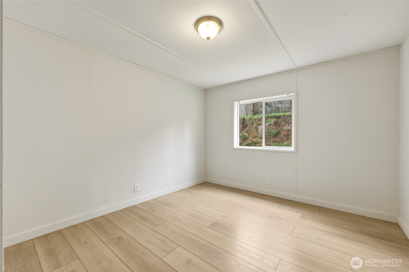 403 Front Street SE, Bucoda, WA 95830