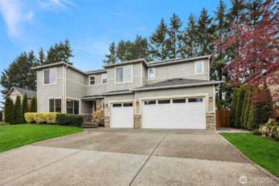 1435 242nd Place SE, Bothell, WA 98021 - Photo 2