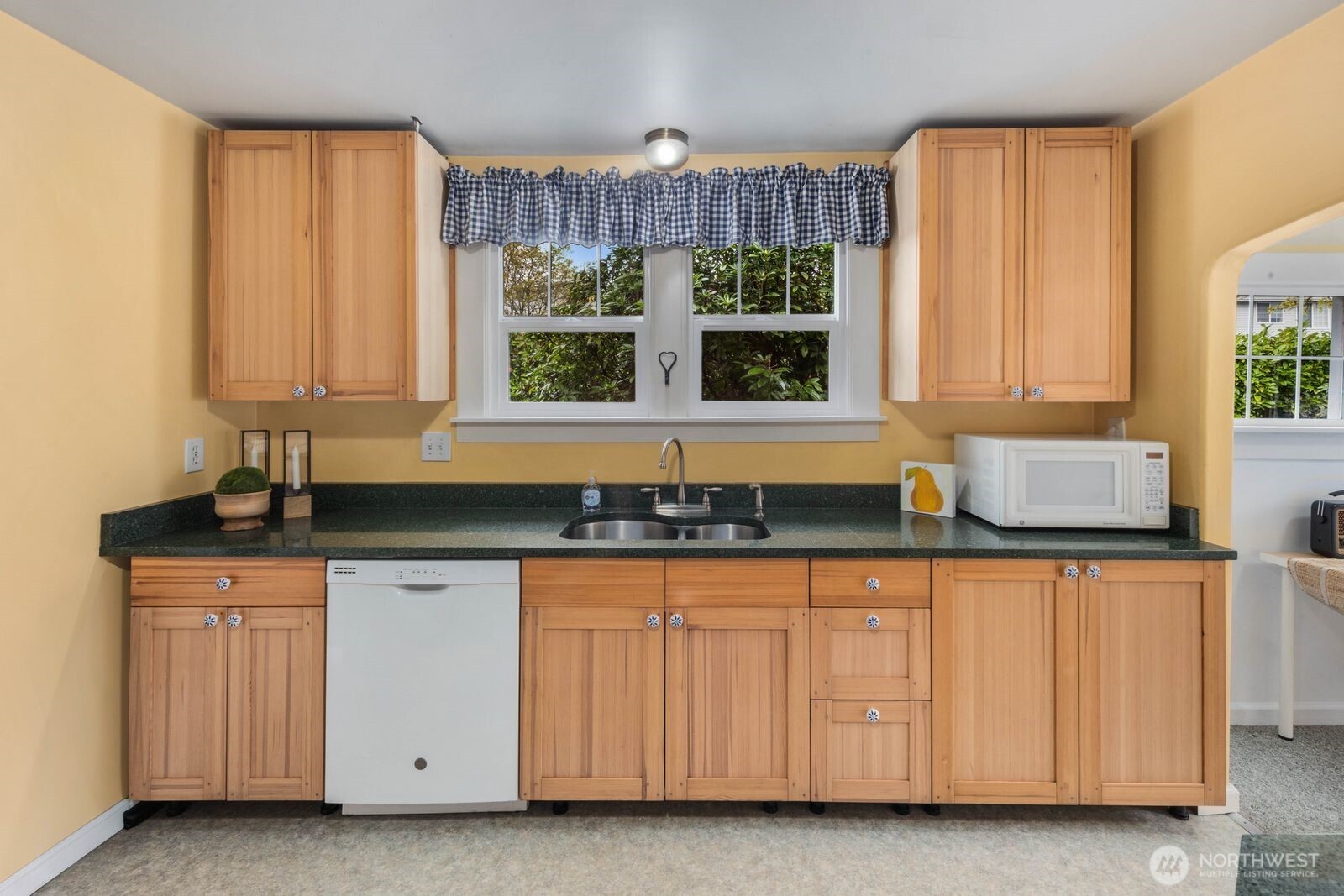 1801 Rockefeller Avenue , Everett, WA 98201
