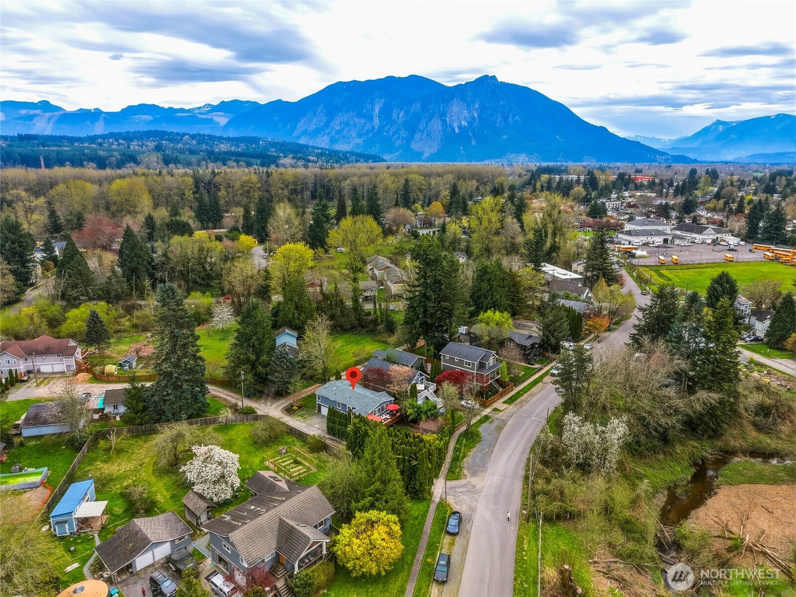 7731 Cedar Place SE, Snoqualmie, WA 98065