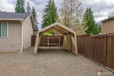 8319 121st Street E, Puyallup, WA 98373 - Photo 32