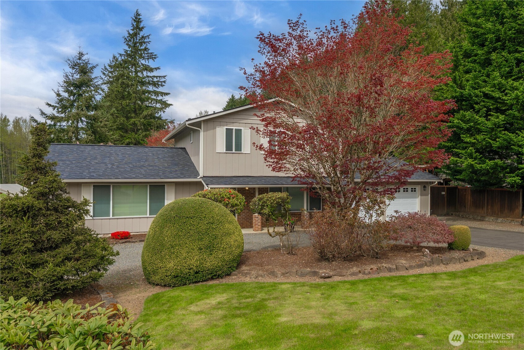 8319 121st Street E, Puyallup, WA 98373