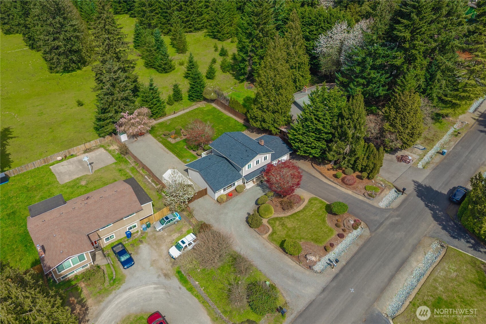 8319 121st Street E, Puyallup, WA 98373