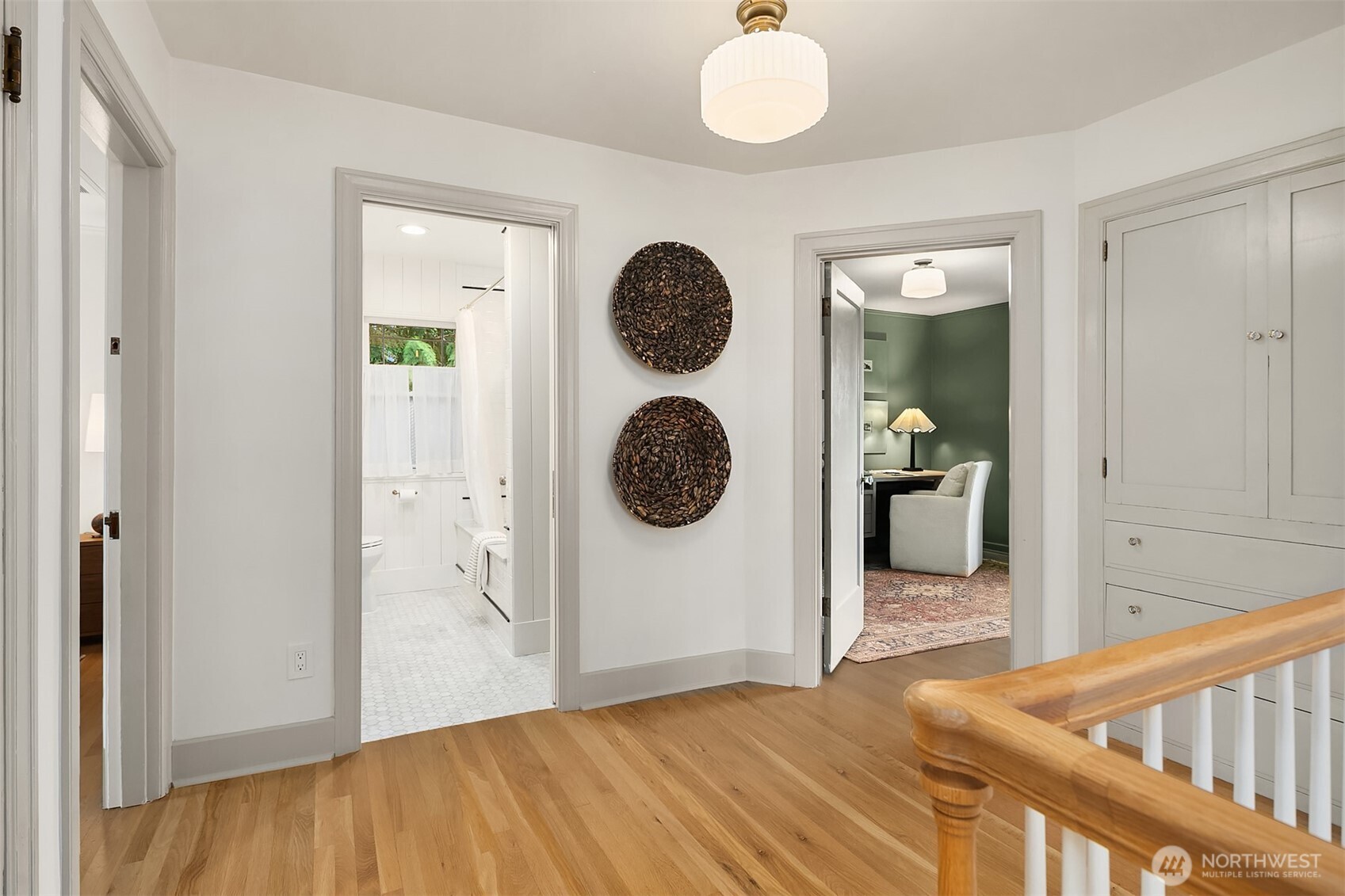6058 34th Avenue NE, Seattle, WA 98115