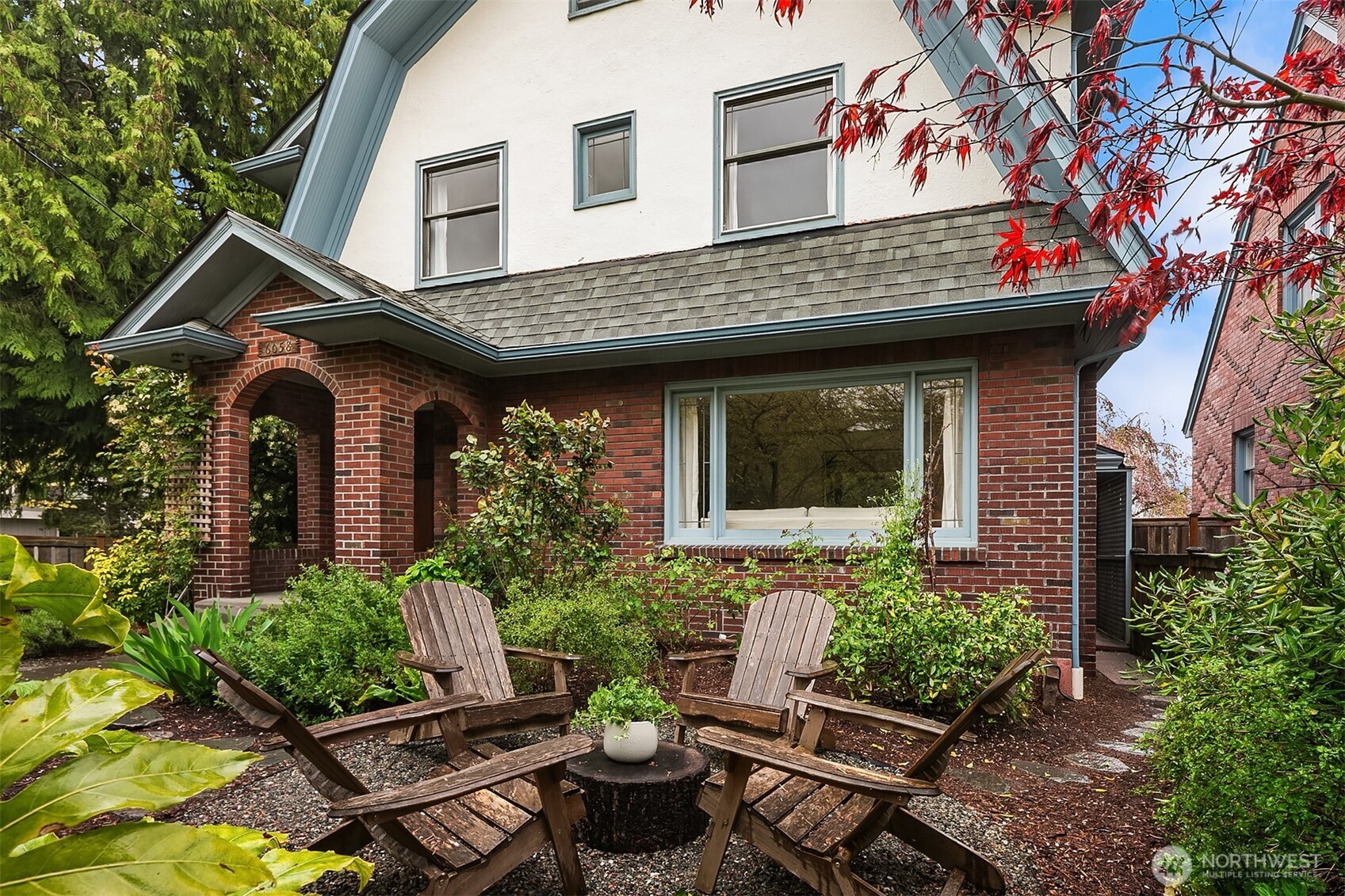 6058 34th Avenue NE, Seattle, WA 98115