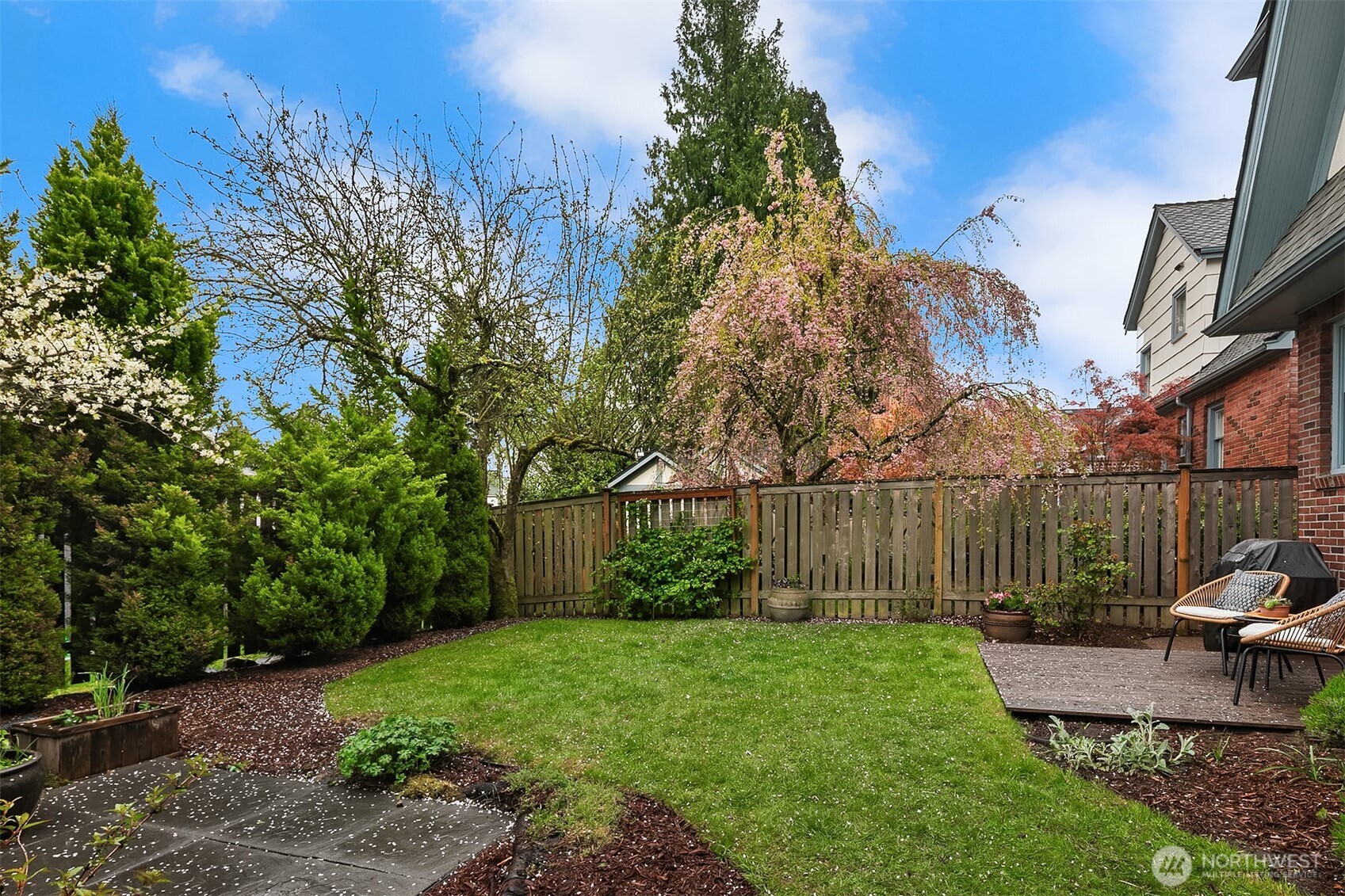 6058 34th Avenue NE, Seattle, WA 98115