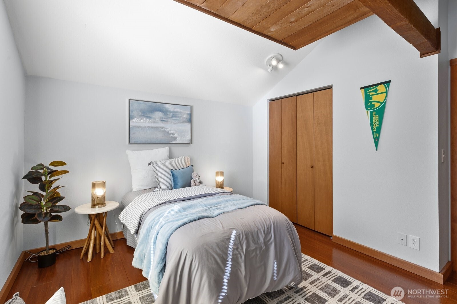6315 150th Place SW, Edmonds, WA 98026