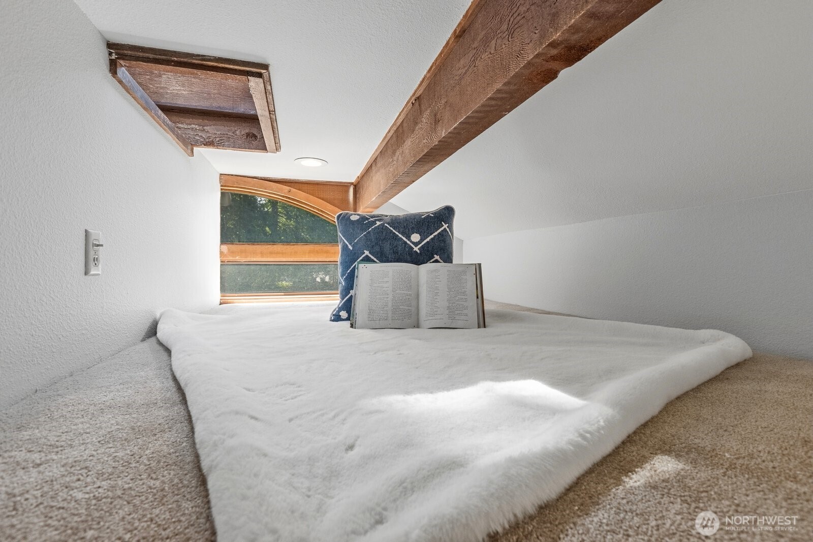 6315 150th Place SW, Edmonds, WA 98026