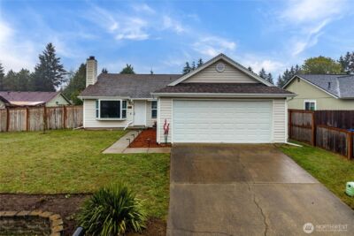 3414 NE Westchester Street , Bremerton, WA 98311