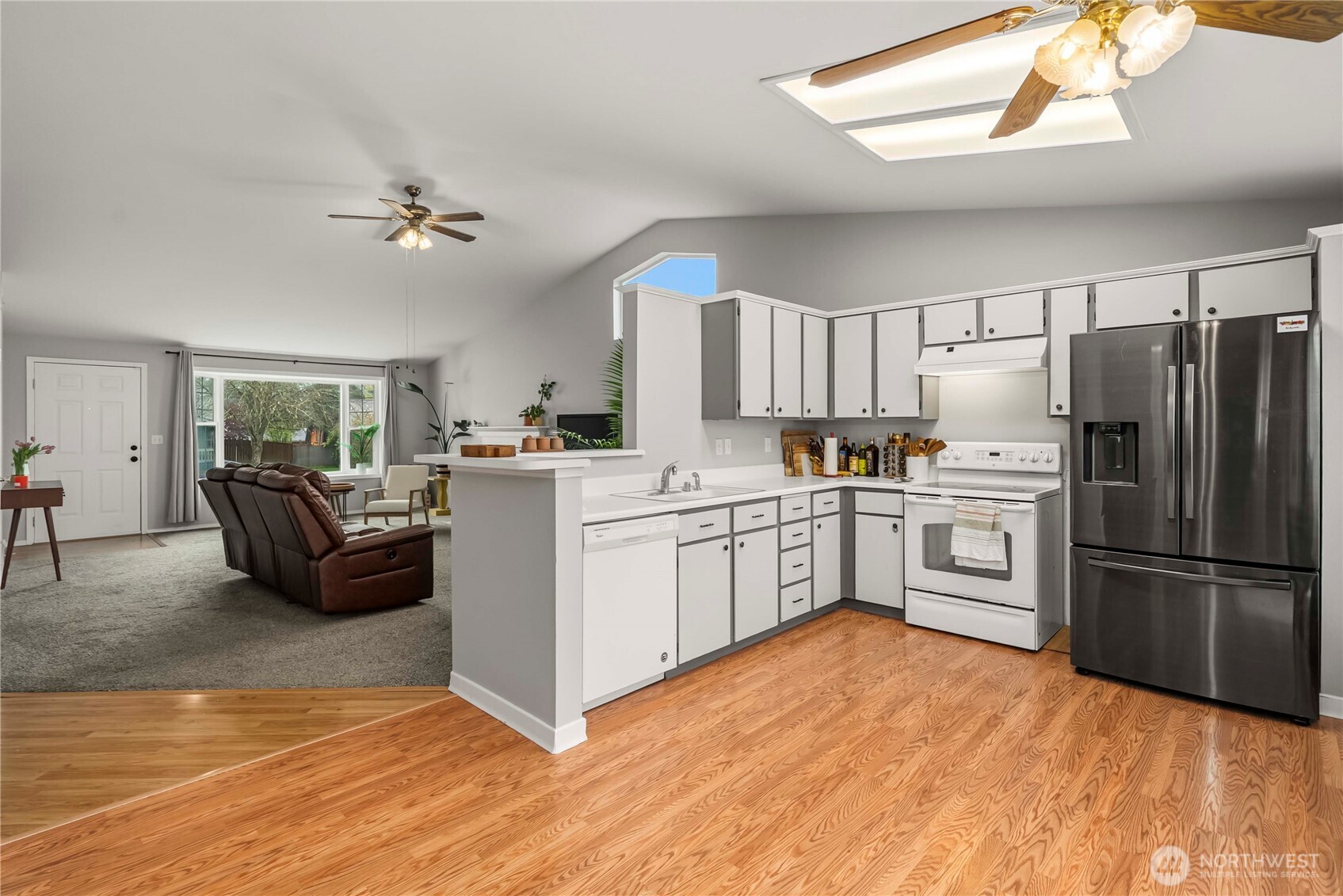 3414 NE Westchester Street , Bremerton, WA 98311