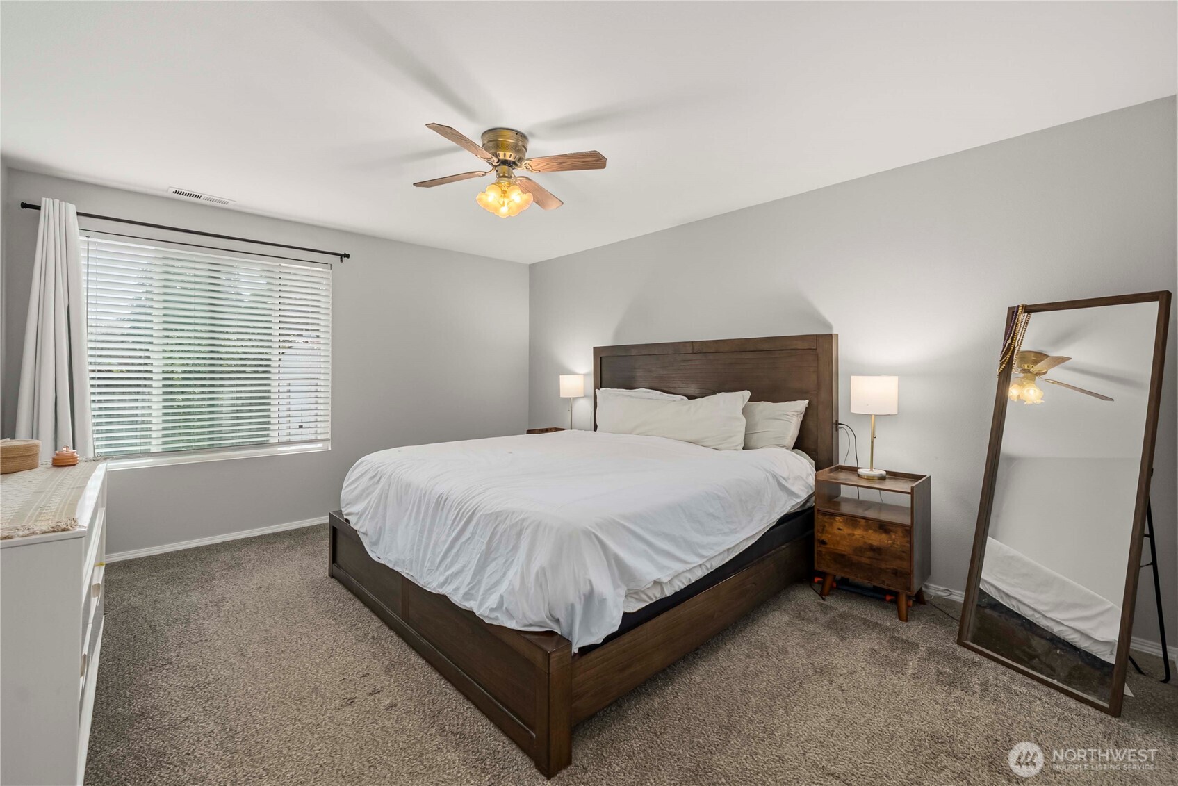 3414 NE Westchester Street , Bremerton, WA 98311