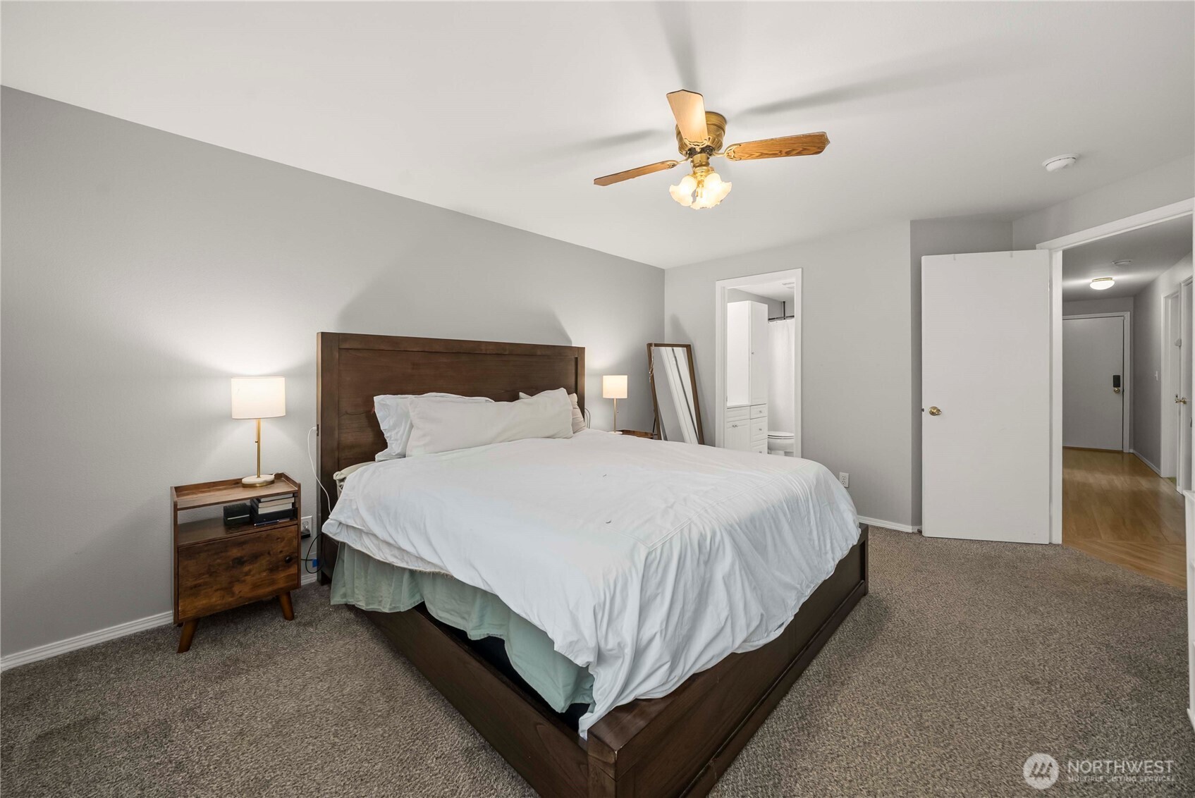 3414 NE Westchester Street , Bremerton, WA 98311