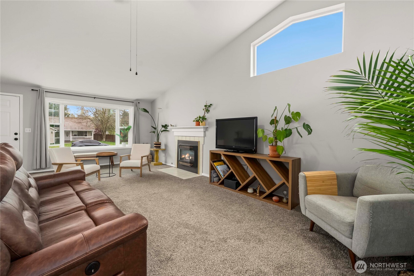 3414 NE Westchester Street , Bremerton, WA 98311