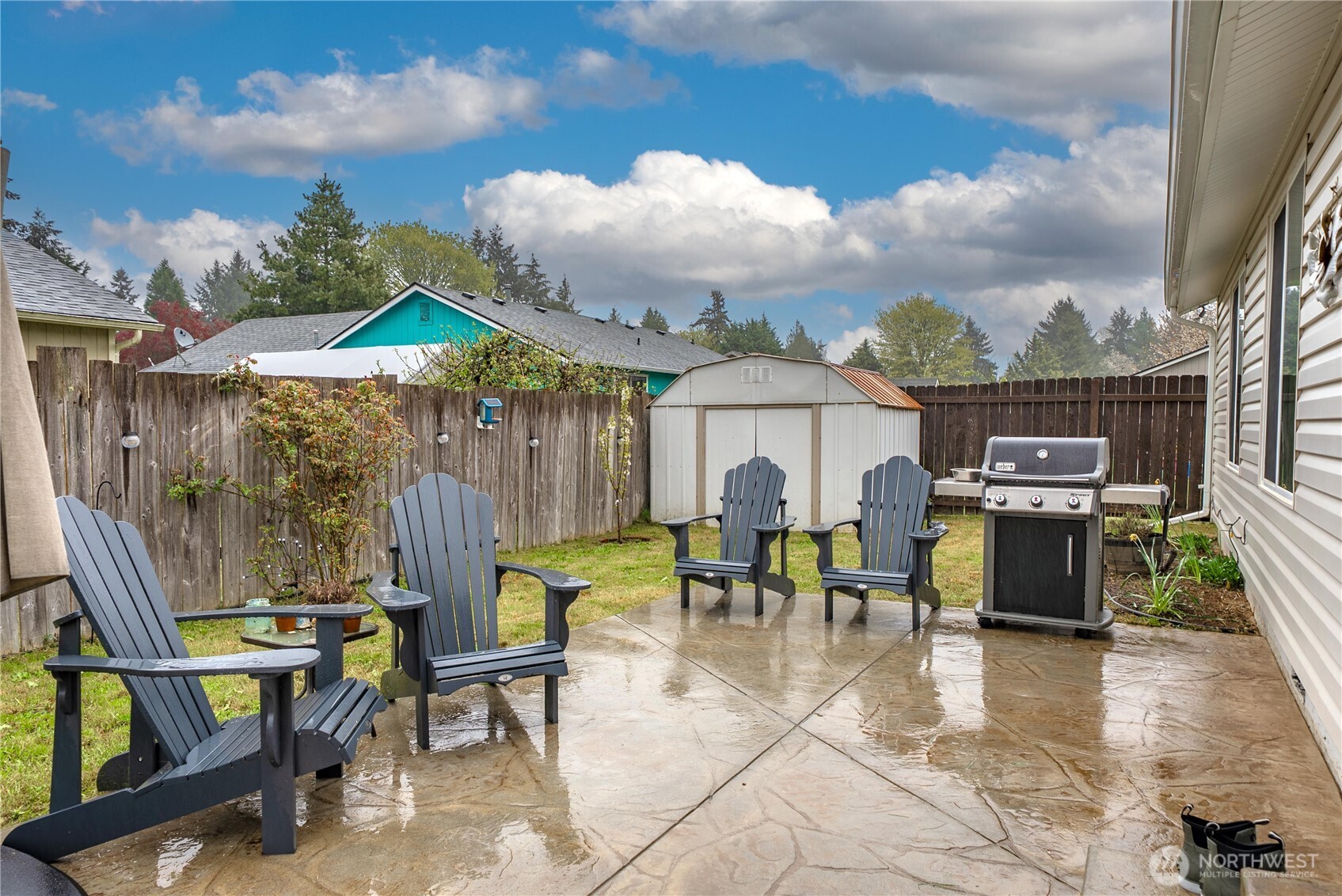 3414 NE Westchester Street , Bremerton, WA 98311
