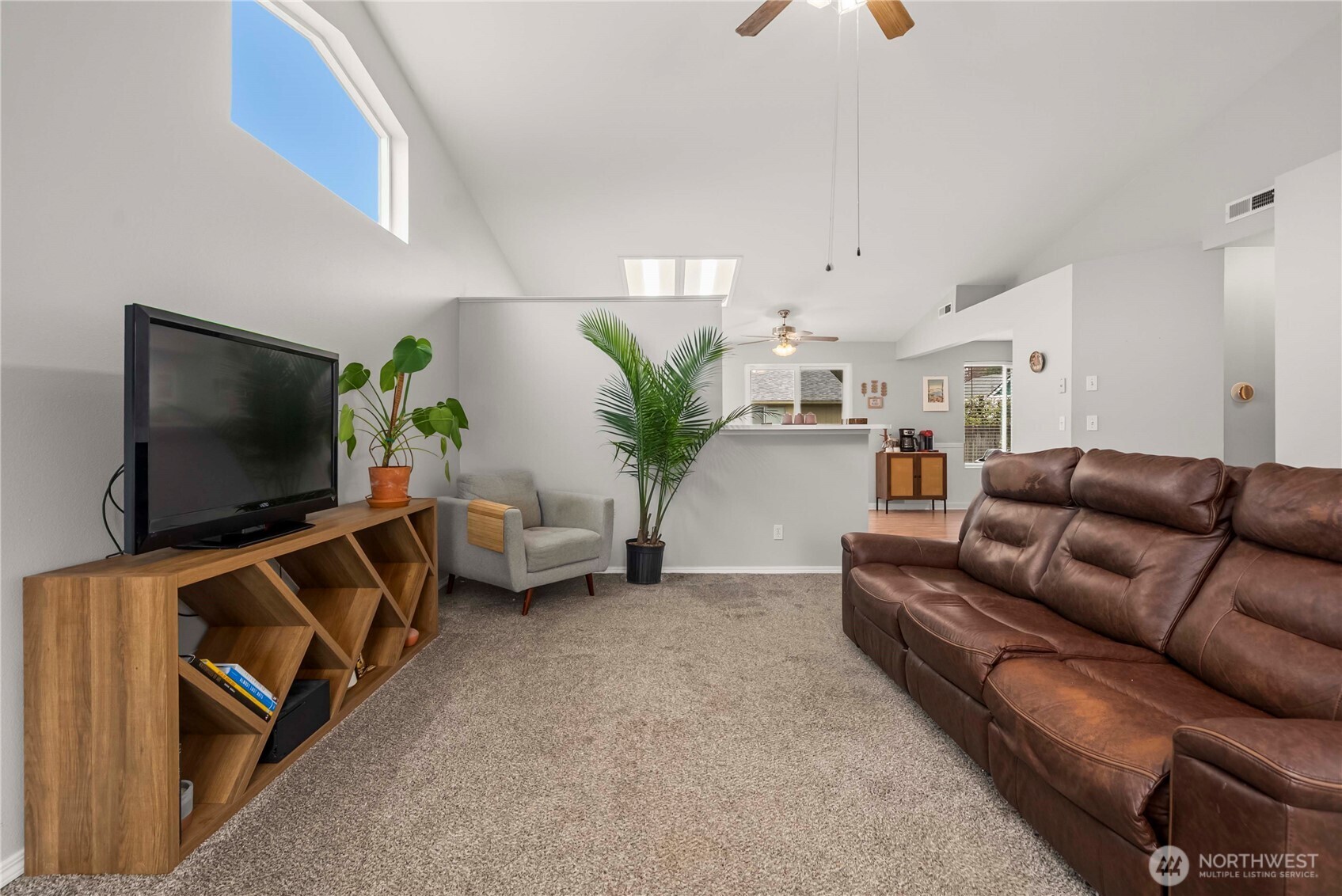 3414 NE Westchester Street , Bremerton, WA 98311