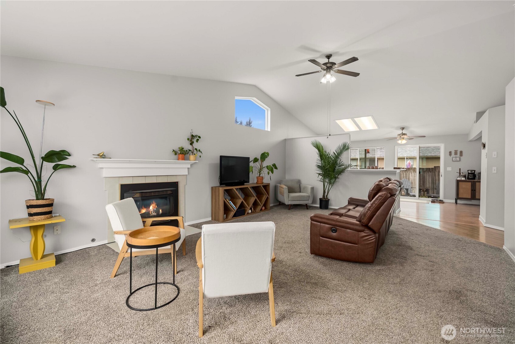 3414 NE Westchester Street , Bremerton, WA 98311