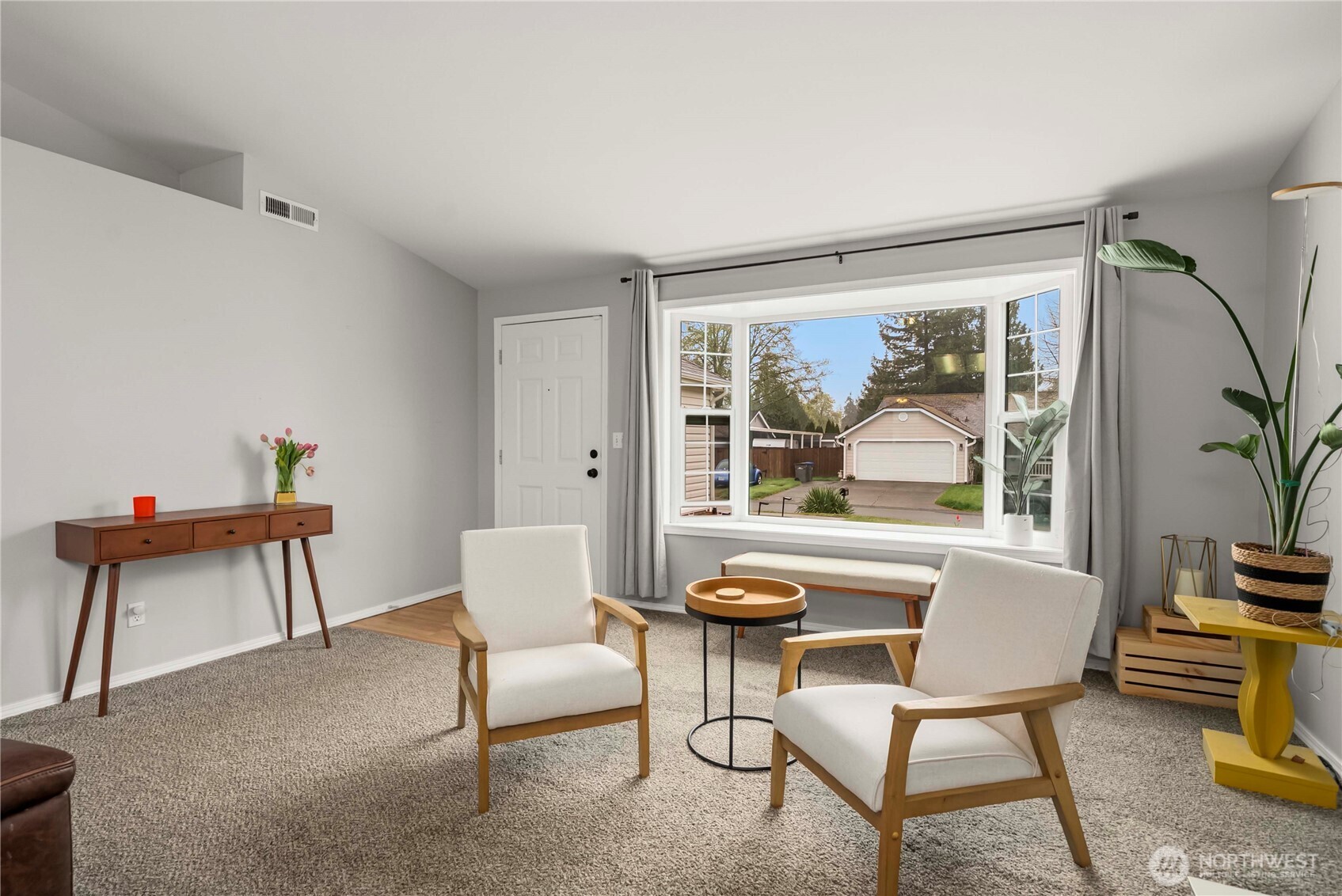 3414 NE Westchester Street , Bremerton, WA 98311