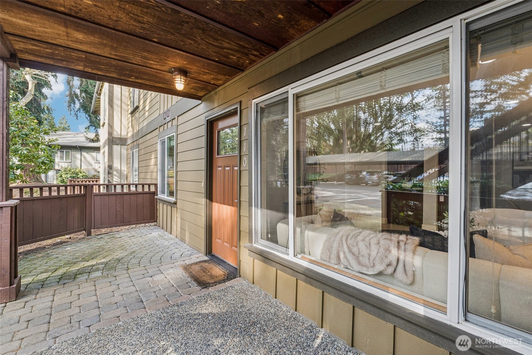21305 48th Avenue W #B110, Mountlake Terrace, WA 98043