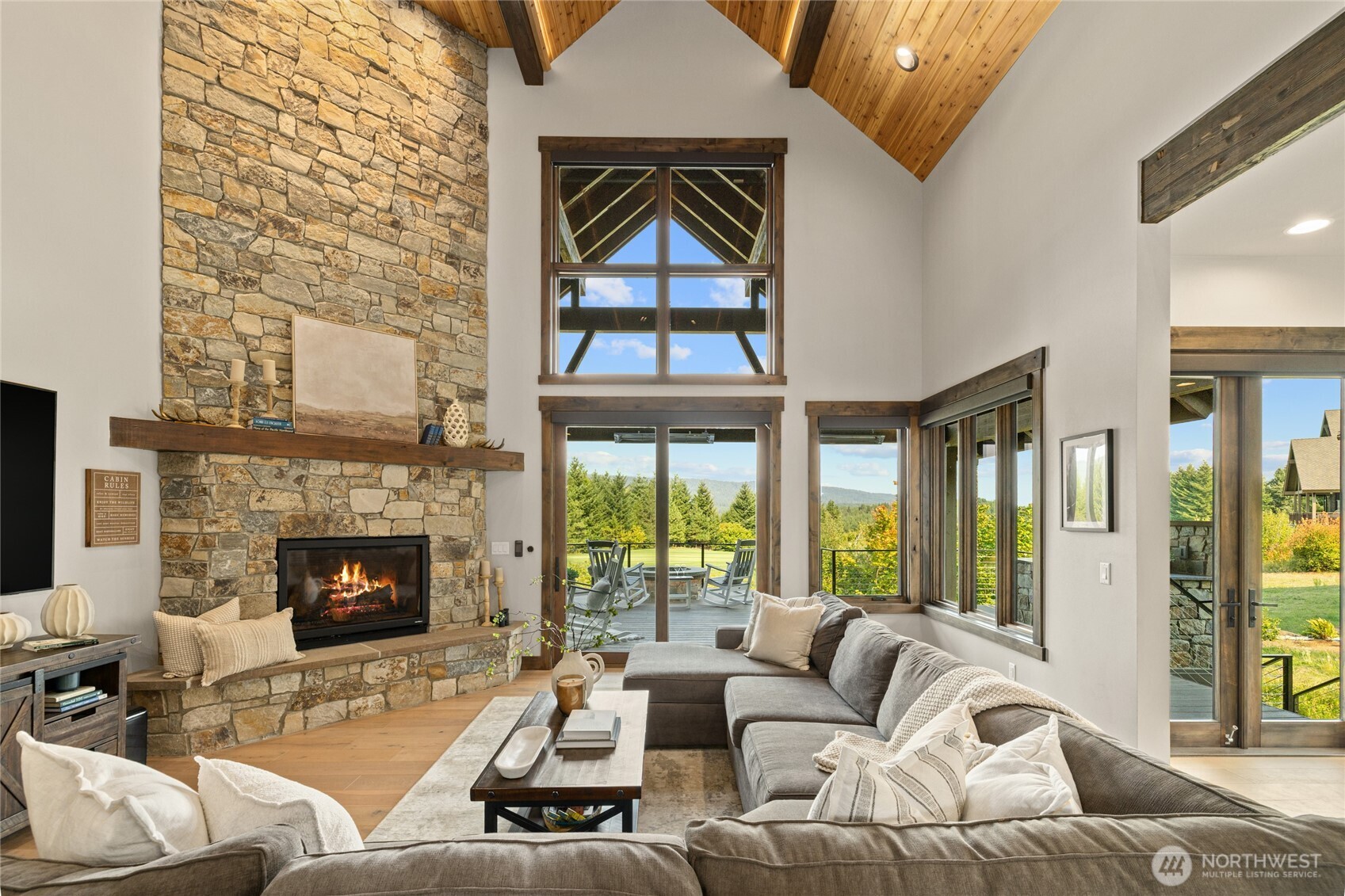 261 Cabin Trail Drive , Cle Elum, WA 98922-5010