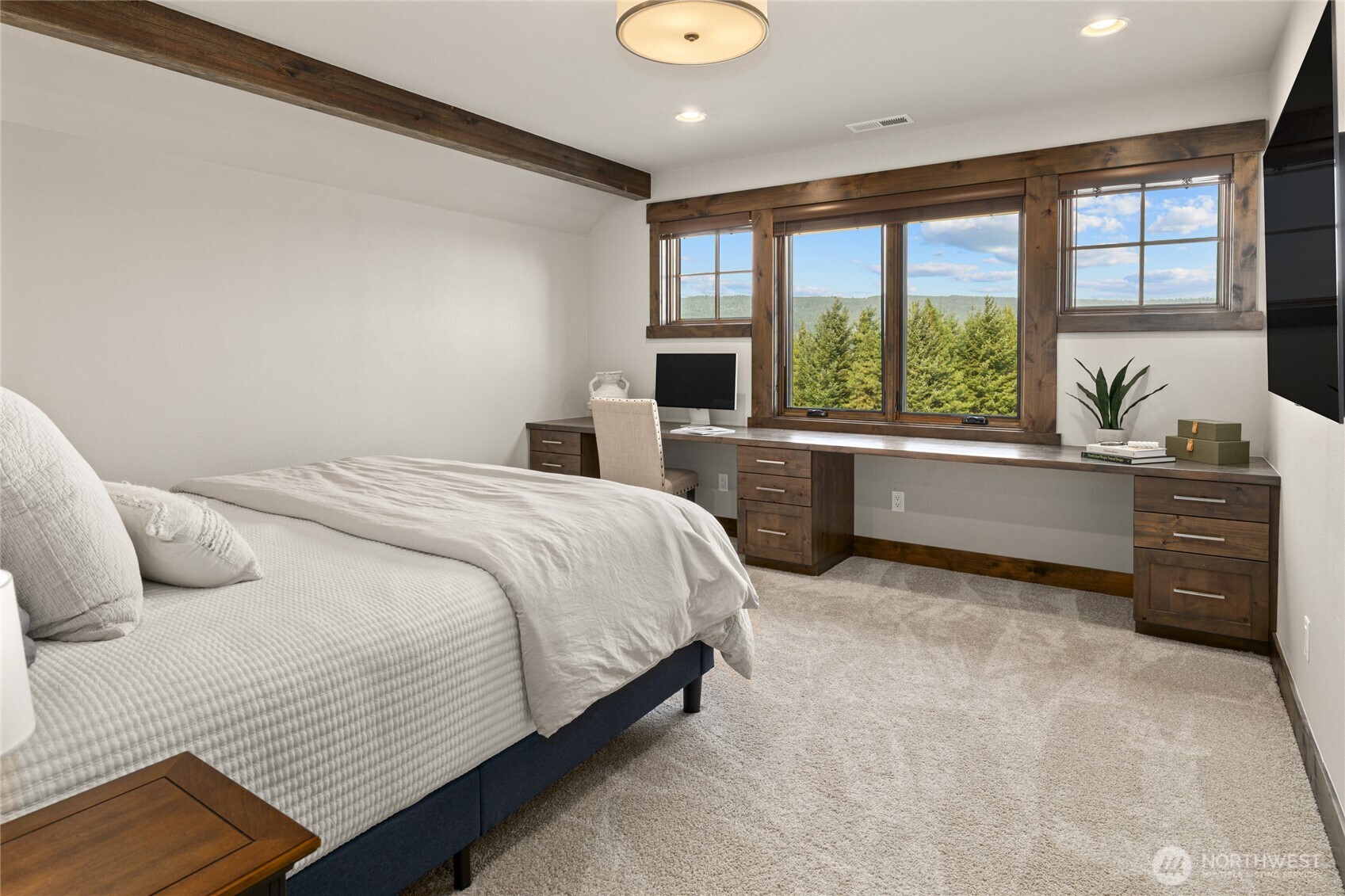 261 Cabin Trail Drive , Cle Elum, WA 98922-5010