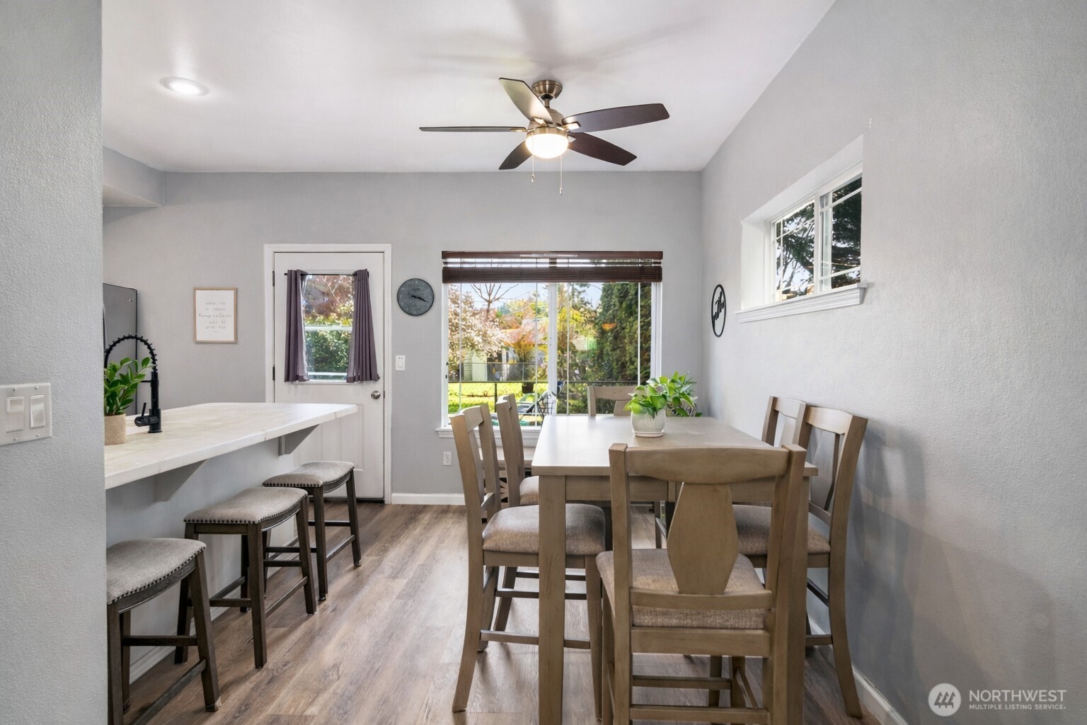 333 5th Street SE #7, Puyallup, WA 98372