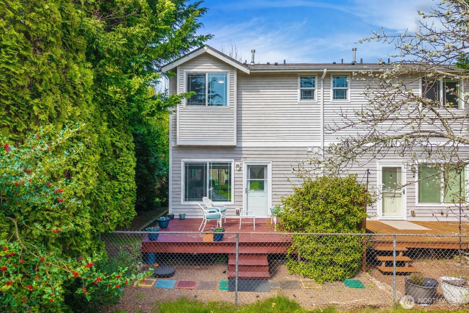 333 5th Street SE #7, Puyallup, WA 98372