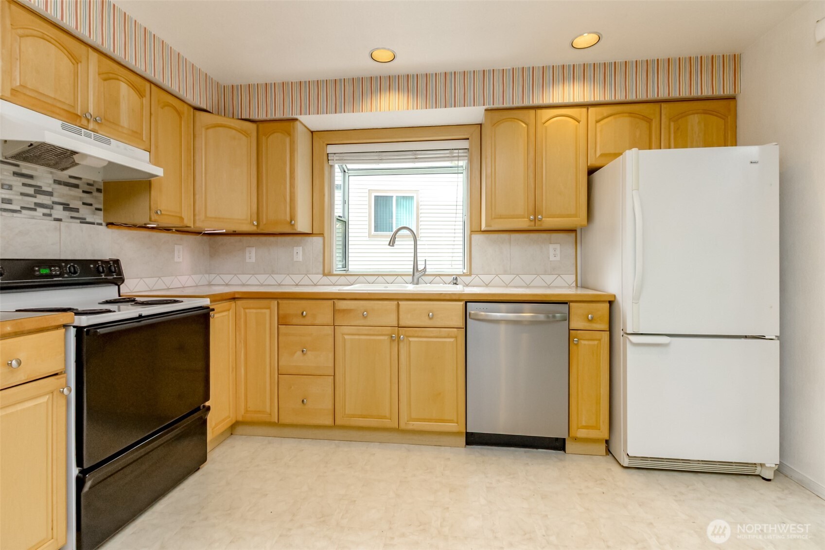 235 S 329th Lane , Federal Way, WA 98003