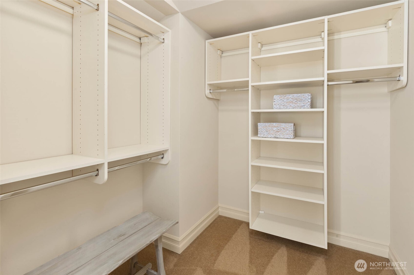 924 2nd Avenue W, Seattle, WA 98119