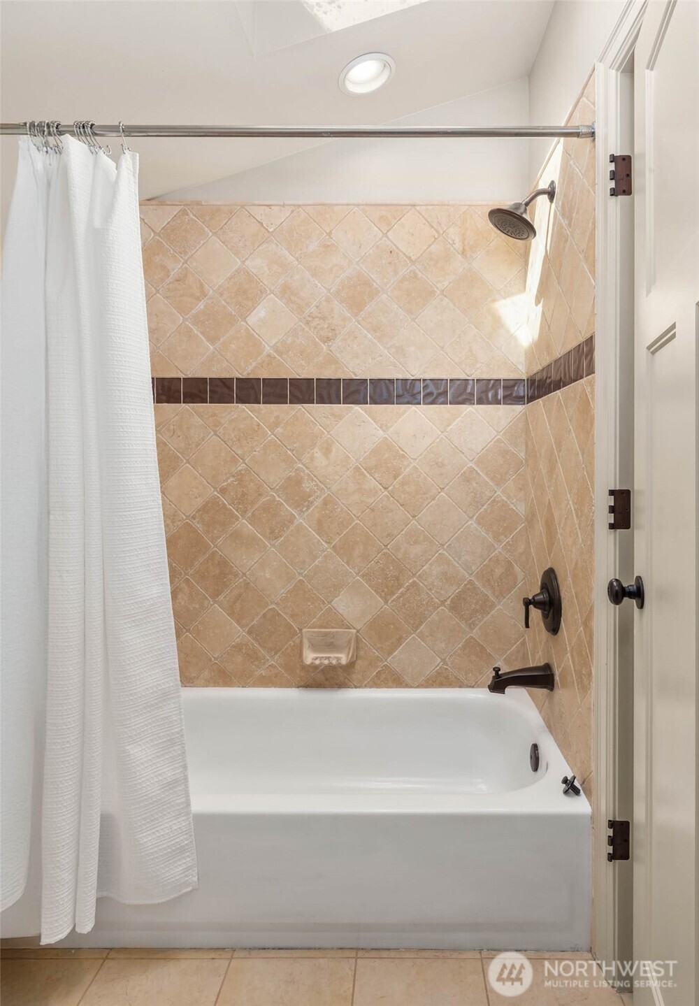 924 2nd Avenue W, Seattle, WA 98119