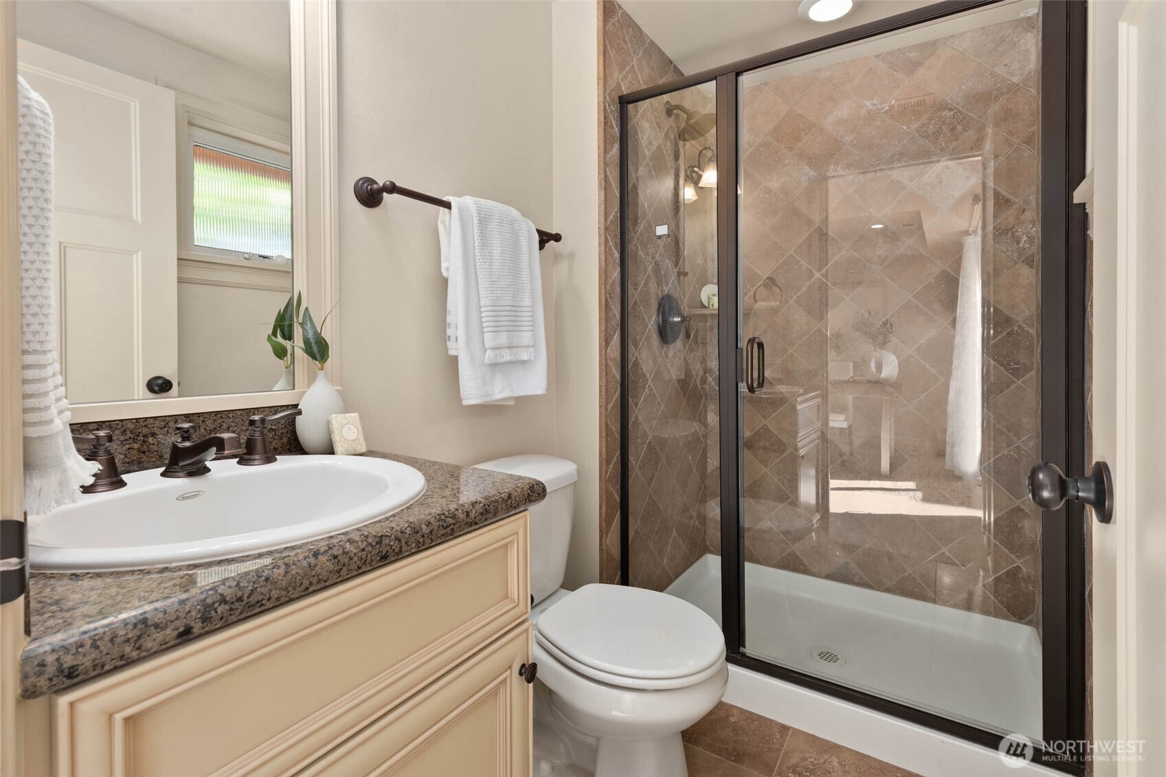 924 2nd Avenue W, Seattle, WA 98119