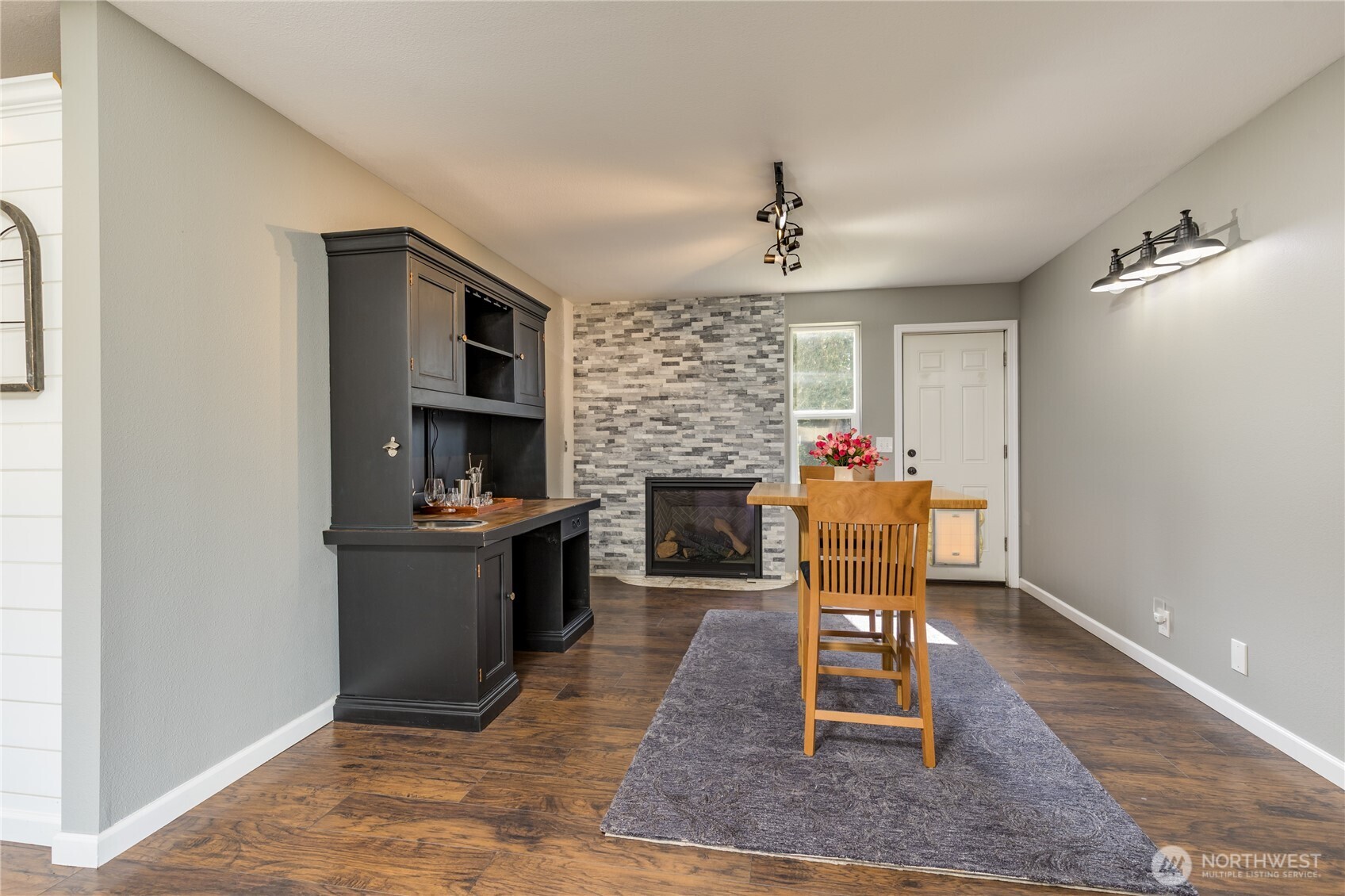21118 26th Avenue E, Spanaway, WA 98387