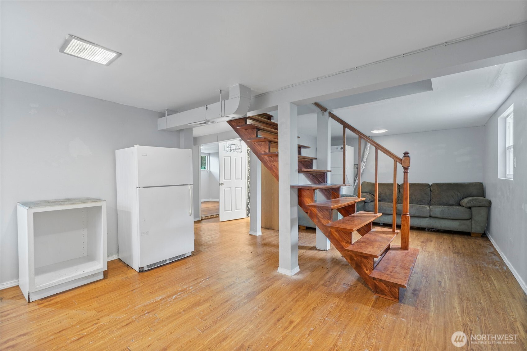 934 N 100th Street , Seattle, WA 98133
