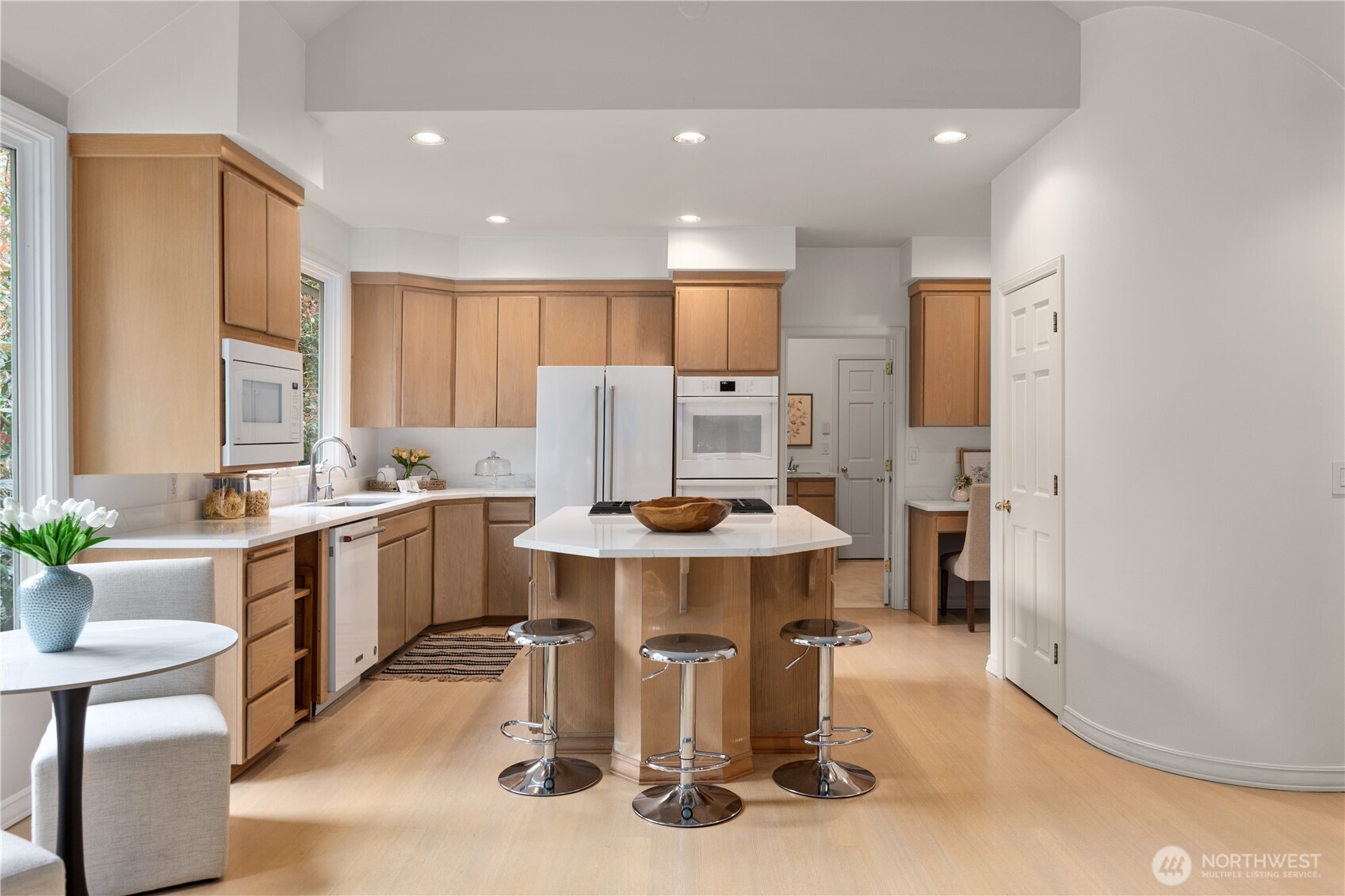 21819 NE 30th Place , Sammamish, WA 98074