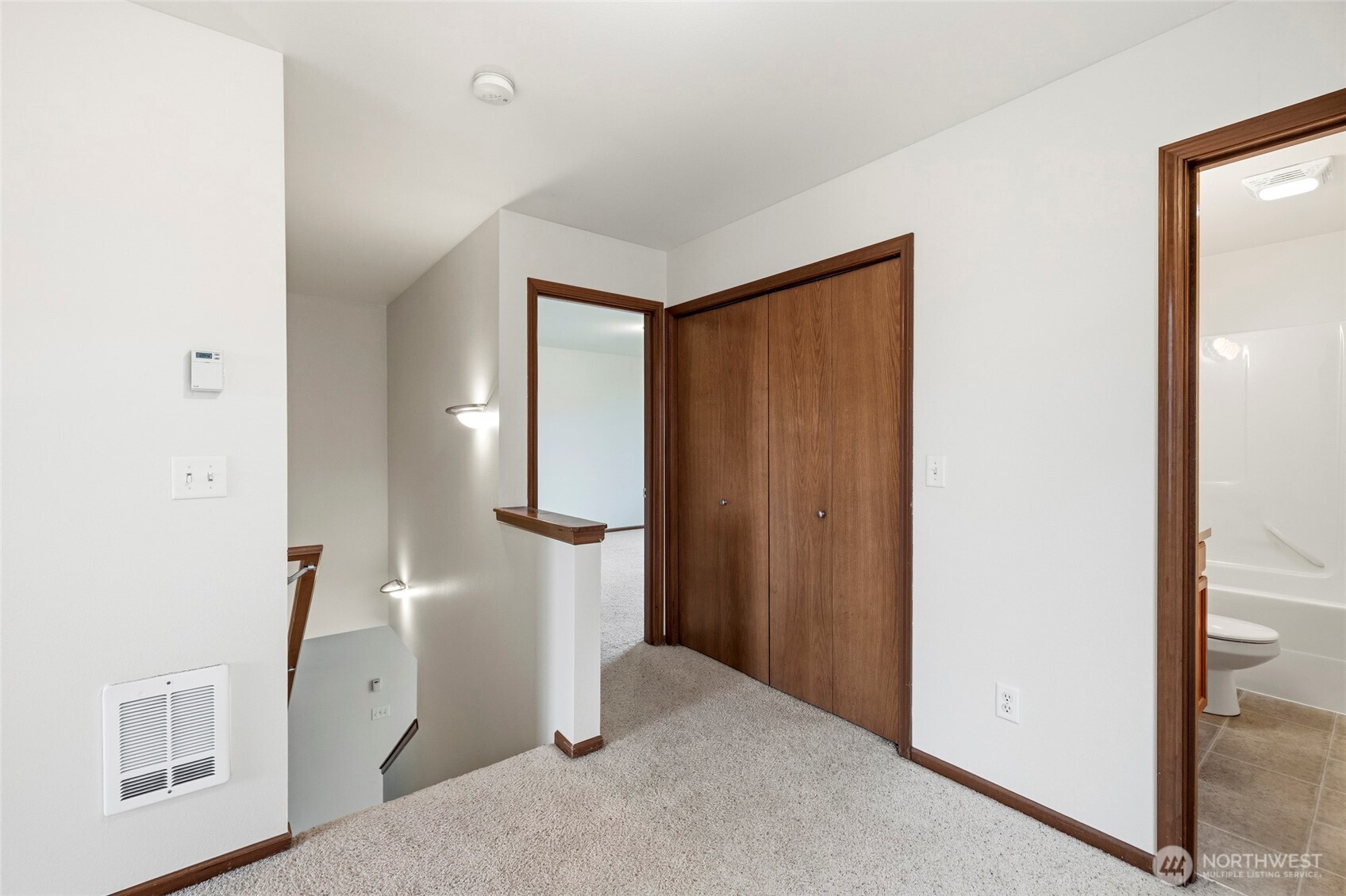 557 Neff Circle , Burlington, WA 98233