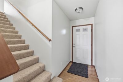 557 Neff Circle , Burlington, WA 98233 - Photo 5