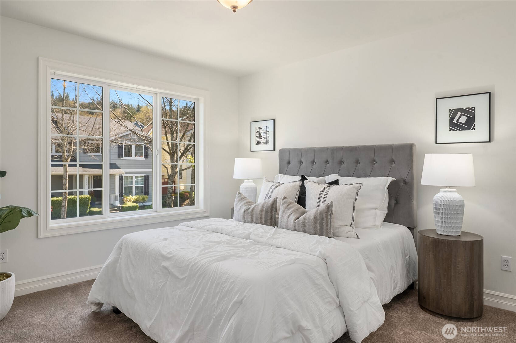 2455 30th Avenue NE, Issaquah, WA 98029
