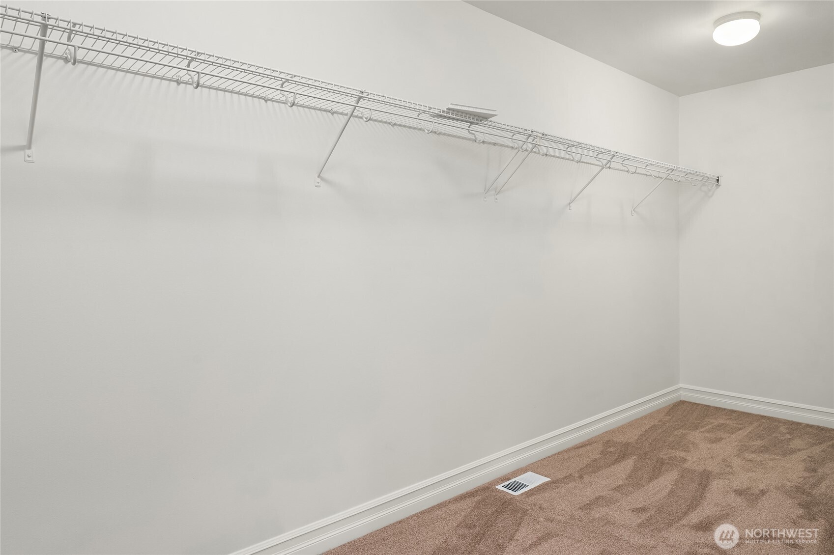 2455 30th Avenue NE, Issaquah, WA 98029