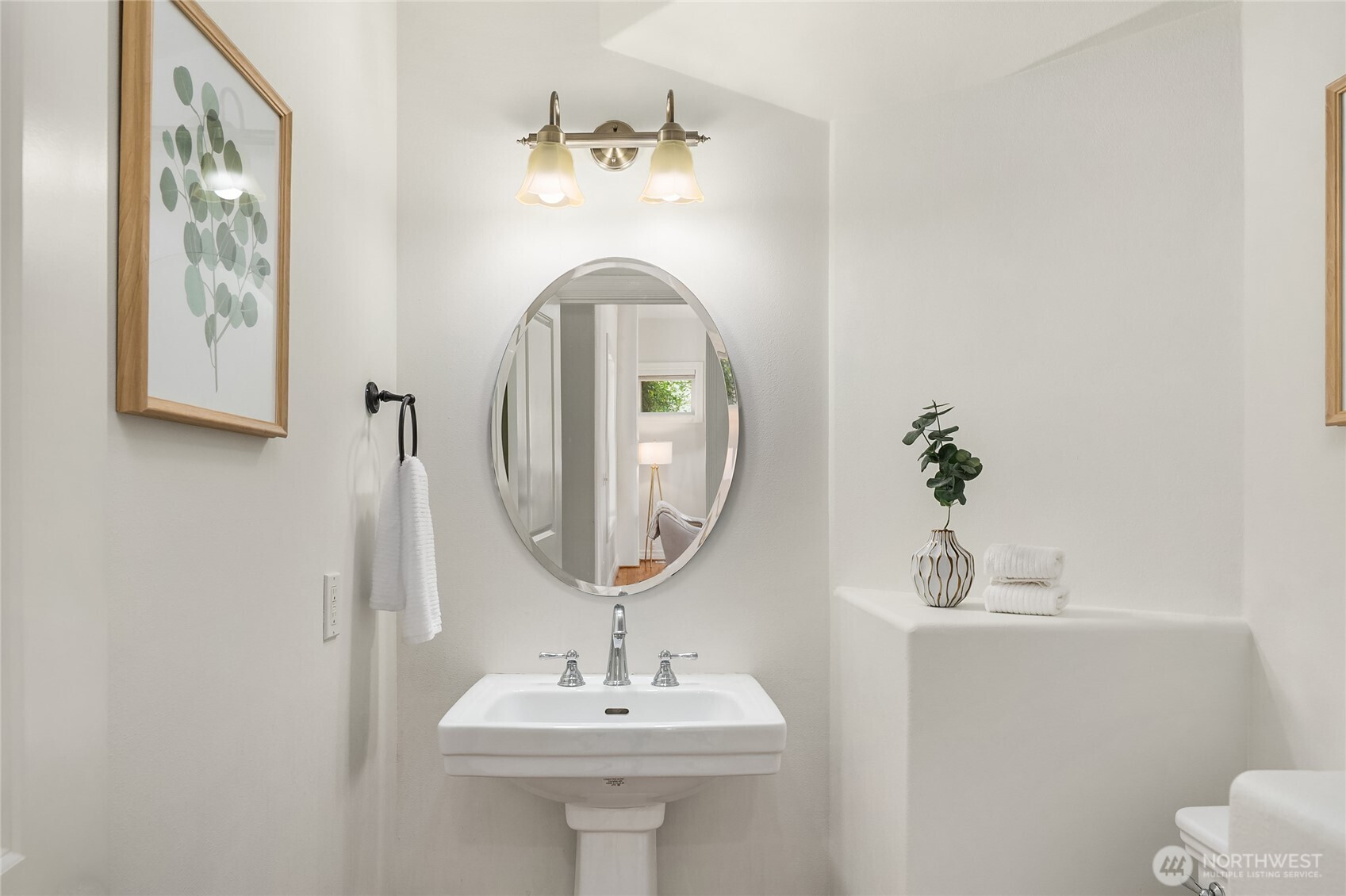 2455 30th Avenue NE, Issaquah, WA 98029