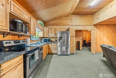 81 E Burrows Lane , Shelton, WA 98584 - Photo 15