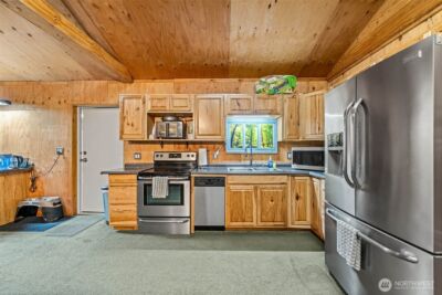 81 E Burrows Lane , Shelton, WA 98584 - Photo 16